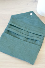 Charger l'image dans la galerie, Pochette à barrettes lin vert foncé