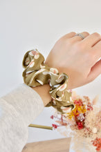 Charger l'image dans la galerie, Chouchou léopard kaki