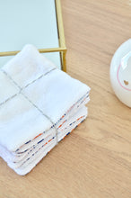 Charger l'image dans la galerie, Lot Lingettes démaquillantes fleuries bleu marine