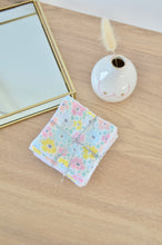 Charger l'image dans la galerie, Lot Lingettes démaquillantes fleuri pastel