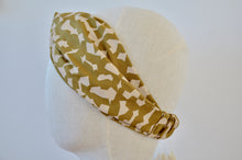 Charger l'image dans la galerie, Headband graphique kaki