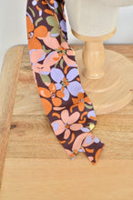 Charger l'image dans la galerie, Foulard fleurs d'automne