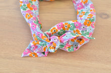 Charger l'image dans la galerie, Foulard fleurs colorées