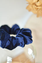 Charger l'image dans la galerie, Chouchou velours bleu marine