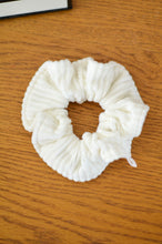 Charger l'image dans la galerie, Chouchou velours côtelé écru