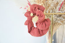 Charger l'image dans la galerie, Chouchou tomette pois doré