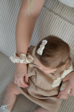 Charger l'image dans la galerie, Pince croco fleuri camel et lilas