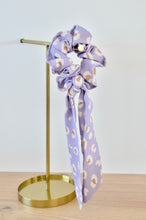 Charger l&#39;image dans la galerie, Chouchou foulard Léopard lilas
