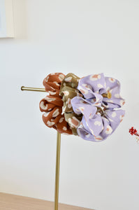 Chouchou léopard lilas
