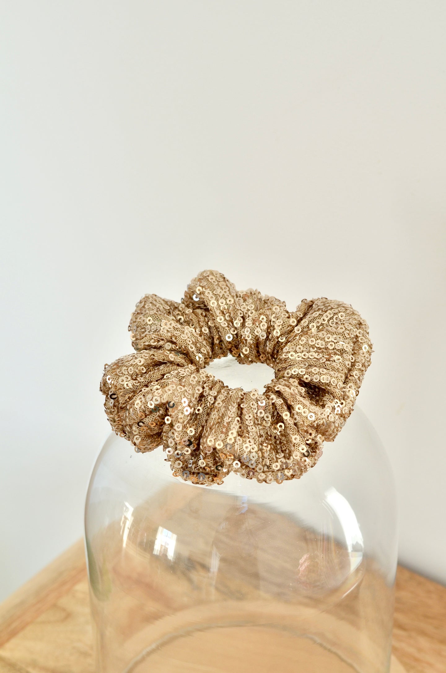 Chouchou sequins dorés