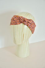 Charger l&#39;image dans la galerie, Foulard petites fleurs oranges et violettes
