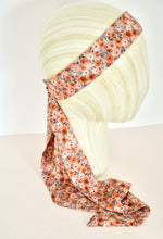 Charger l&#39;image dans la galerie, Foulard petites fleurs oranges
