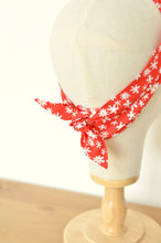 Charger l'image dans la galerie, Foulard Rouge
