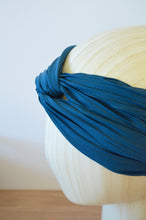 Charger l&#39;image dans la galerie, Headband plissé bleu roi

