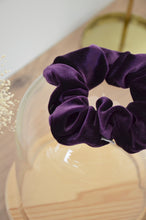 Charger l&#39;image dans la galerie, Chouchou velours violet
